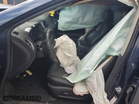 2014 Nissan Pathfinder S with VIN 5N1AR2MN5EC692415, listed as a Copart auction lot 69955125 with 133,132 mi miles and Salvage title. Bid and sale history available at DreamBid. Image 7.