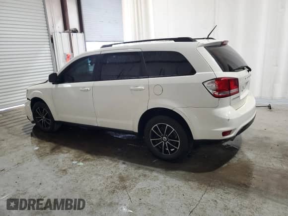 2019 Dodge Journey SE with VIN 3C4PDCBGXKT738277, listed as a Copart auction lot 62155505 with Not provided miles and Clean title. Bid and sale history available at DreamBid. Image 2.