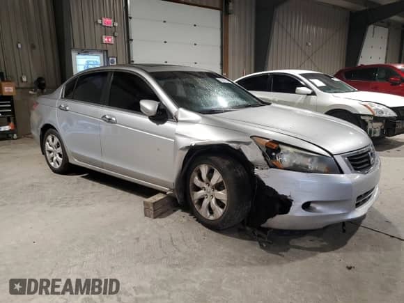 2009 Honda Accord EX-L with VIN 1HGCP36809A026730, listed as a Copart auction lot 85295155 with 184,952 mi miles and Salvage title. Bid and sale history available at DreamBid. Image 4.