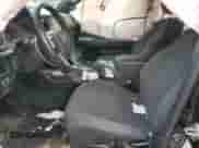 2017 Toyota Tacoma TRD Off Road z VIN 5TFCZ5AN9HX076667, wystawiony jako Copart lot #66468115 z przebiegiem 144 013 mil mil oraz Szkoda całkowita • Salvage title. Historia ofert i sprzedaży dostępna na DreamBid. Obrazek 10.