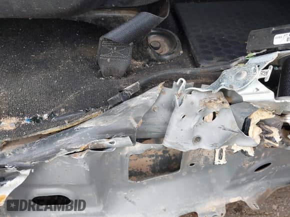 2013 Ram 1500 Big Horn z VIN 1C6RR7LT4DS503866, wystawiony jako IAAI lot #42618230 z przebiegiem Nie podano mil oraz . Historia ofert i sprzedaży dostępna na DreamBid. Obrazek 9.