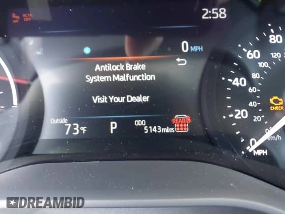 2025 Toyota Sienna LE с VIN 5TDKRKEC6SS233202, выставлен на аукционе IAAI как лот 42486796 с пробегом 5 143 миль миль и . История ставок и продаж доступна на DreamBid. Изображение 7.