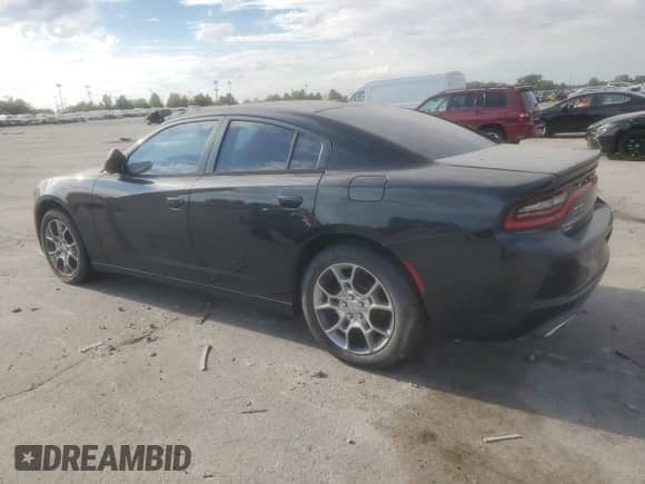 2015 Dodge Charger SE with VIN 2C3CDXFG5FH760125, listed as a Copart auction lot 82605825 with 157,759 mi miles and Clean title. Bid and sale history available at DreamBid. Image 2.
