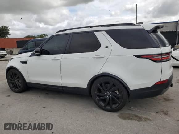 2018 Land Rover Discovery HSE Luxury с VIN SALRT2RV7JA061827, выставлен на аукционе Copart как лот 86244815 с пробегом 29 965 миль миль и Списание • Salvage title. История ставок и продаж доступна на DreamBid. Изображение 2.