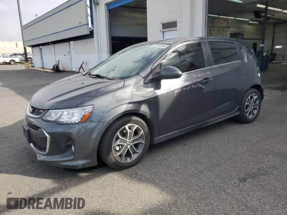 2017 Chevrolet Sonic LT с VIN 1G1JD6SB5H4170927, выставлен на аукционе Copart как лот 85540045 с пробегом 82 806 миль миль и Списание • Salvage title. История ставок и продаж доступна на DreamBid. Изображение 1.