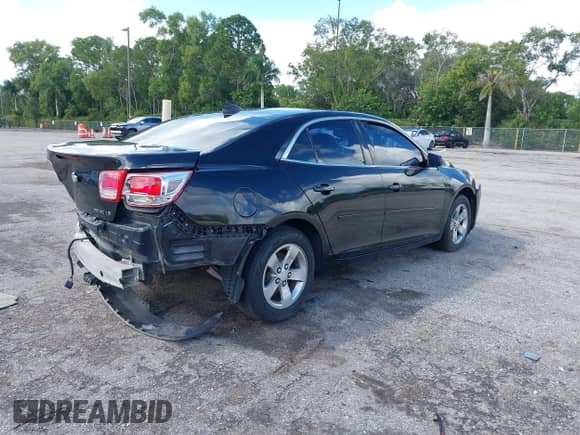 2015 Chevrolet Malibu LS с VIN 1G11B5SL7FF170907, выставлен на аукционе IAAI как лот 43259219 с пробегом 101 155 миль миль и . История ставок и продаж доступна на DreamBid. Изображение 4.