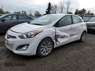 2013 Hyundai Elantra с VIN KMHD25LE3DU096099, выставлен на аукционе Copart как лот 81203595 с пробегом 178 332 миль миль и Списание • Salvage title. История ставок и продаж доступна на DreamBid. Изображение 1.