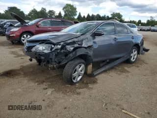 2014 Toyota Camry SE with VIN 4T1BF1FK2EU830612, listed as a Copart auction lot 70029565 with Not provided miles and Salvage title. Bid and sale history available at DreamBid. Image 1.