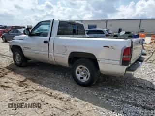 2001 Dodge 1500 Work Special с VIN 1B7HC16XX1S149588, выставлен на аукционе Copart как лот 70472794 с пробегом 212 204 миль миль и Списание • Salvage title. История ставок и продаж доступна на DreamBid. Изображение 2.