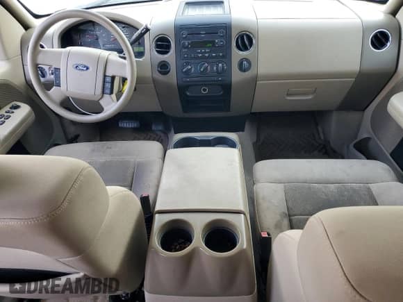 2006 Ford F-150 XLT с VIN 1FTPW025X6KD77339, выставлен на аукционе Copart как лот 80308105 с пробегом 150 122 миль миль и Списание • Salvage title. История ставок и продаж доступна на DreamBid. Изображение 8.