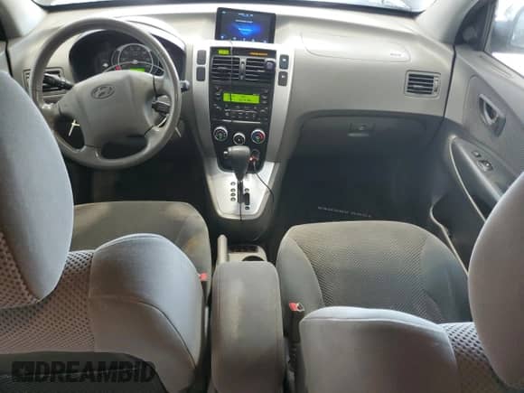 2008 Hyundai Tucson SE с VIN KM8JN72D18U770822, выставлен на аукционе Copart как лот 80837265 с пробегом 117 158 миль миль и Списание • Salvage title. История ставок и продаж доступна на DreamBid. Изображение 8.