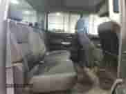 2015 Chevrolet Silverado 3500HD LT с VIN 1GC4KZC86FF132817, выставлен на аукционе Copart как лот 56493565 с пробегом 288 917 миль миль и Списание • Salvage title. История ставок и продаж доступна на DreamBid. Изображение 10.