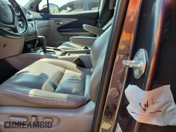 2016 Honda Pilot EX-L with VIN 5FNYF6H88GB070131, listed as a Copart auction lot 69134935 with Not provided miles and Non repairable. Bid and sale history available at DreamBid. Image 13.