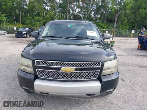 2010 Chevrolet Tahoe LT с VIN 1GNUKBE00AR279244, выставлен на аукционе IAAI как лот 43160061 с пробегом 254 727 миль миль и . История ставок и продаж доступна на DreamBid. Изображение 12.