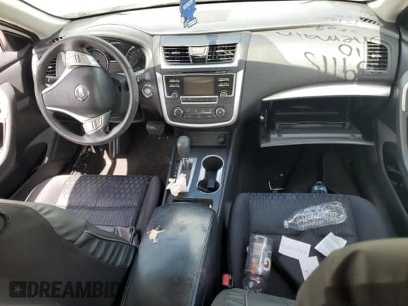 2016 Nissan Altima S z VIN 1N4AL3AP5GC239115, wystawiony jako Copart lot #68042745 z przebiegiem Nie podano mil oraz Szkoda całkowita • Salvage title. Historia ofert i sprzedaży dostępna na DreamBid. Obrazek 8.