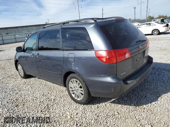 2010 Toyota Sienna XLE с VIN 5TDYK4CC9AS302637, выставлен на аукционе Copart как лот 87415075 с пробегом 229 182 миль миль и Чистый • Clean title. История ставок и продаж доступна на DreamBid. Изображение 2.