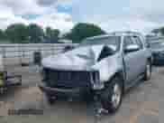 2013 Chevrolet Tahoe LTZ z VIN 1GNSKCE02DR376348, wystawiony jako IAAI lot #42230906 z przebiegiem 203 285 mil mil oraz . Historia ofert i sprzedaży dostępna na DreamBid. Obrazek 2.