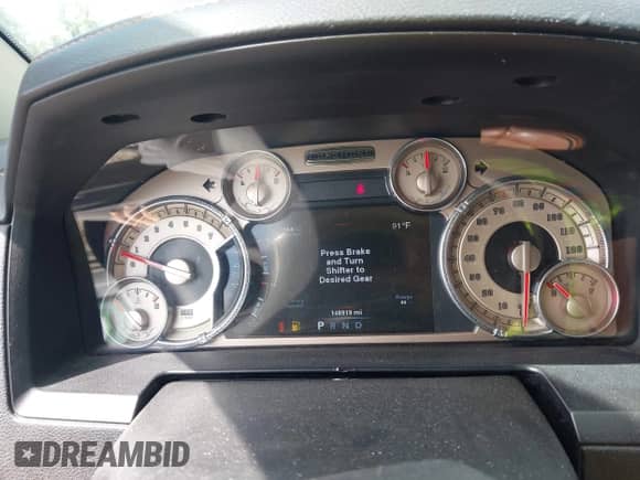 2014 Ram 1500 Longhorn z VIN 1C6RR7PTXES104083, wystawiony jako IAAI lot #42571789 z przebiegiem 148 919 mil mil oraz . Historia ofert i sprzedaży dostępna na DreamBid. Obrazek 7.