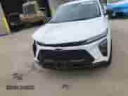 2024 Chevrolet Trax ACTIV с VIN KL77LKE2XRC025816, выставлен на аукционе Copart как лот 70656465 с пробегом 32 549 миль миль и Списание • Salvage title. История ставок и продаж доступна на DreamBid. Изображение 14.