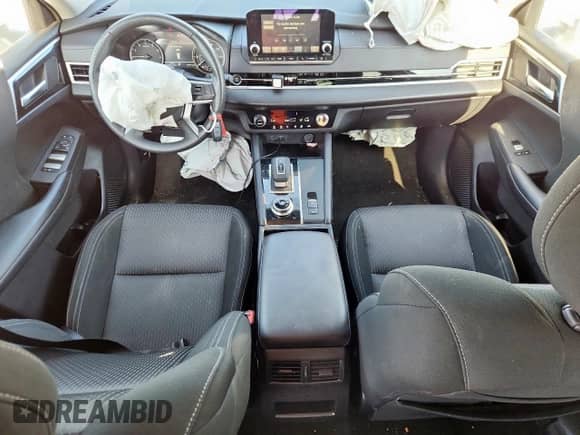 2024 Mitsubishi Outlander ES with VIN JA4J3UA85RZ080874, listed as a Copart auction lot 64064695 with 26,635 mi miles and Salvage title. Bid and sale history available at DreamBid. Image 8.