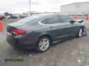 2016 Chrysler 200 Touring z VIN 1C3CCCFB1GN182615, wystawiony jako IAAI lot #41258895 z przebiegiem 146 748 mil mil oraz . Historia ofert i sprzedaży dostępna na DreamBid. Obrazek 4.