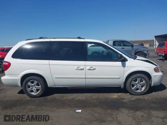 2006 Dodge Grand Caravan SXT z VIN 2D4GP44L66R825208, wystawiony jako IAAI lot #43231947 z przebiegiem 198 123 mil mil oraz . Historia ofert i sprzedaży dostępna na DreamBid. Obrazek 13.