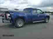 2013 GMC Sierra 1500 SL z VIN 1GTR2UEA8DZ281329, wystawiony jako Copart lot #63055335 z przebiegiem 99 388 mil mil oraz Szkoda całkowita • Salvage title. Historia ofert i sprzedaży dostępna na DreamBid. Obrazek 3.