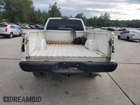 1996 Chevrolet Silverado 2500 with VIN 1GCGC24R4TE101396, listed as a Copart auction lot 83808165 with 198,731 mi miles and Salvage title. Bid and sale history available at DreamBid. Image 6.