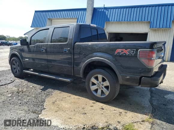 2013 Ford F-150 XL z VIN 1FTFW1ET1DFA95561, wystawiony jako Copart lot #80079035 z przebiegiem 128 937 mil mil oraz Czysty tytuł • Clean title. Historia ofert i sprzedaży dostępna na DreamBid. Obrazek 2.