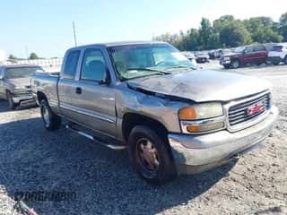 2000 GMC Sierra 1500 SLE z VIN 2GTEK19T0Y1231743, wystawiony jako IAAI lot #43290599 z przebiegiem 406 523 mil mil oraz . Historia ofert i sprzedaży dostępna na DreamBid. Obrazek 1.