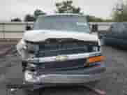 2017 Chevrolet Express Passenger LT с VIN 1GAZGPFFXH1175877, выставлен на аукционе Copart как лот 56823505 с пробегом Не указан миль и Списание • Salvage title. История ставок и продаж доступна на DreamBid. Изображение 5.