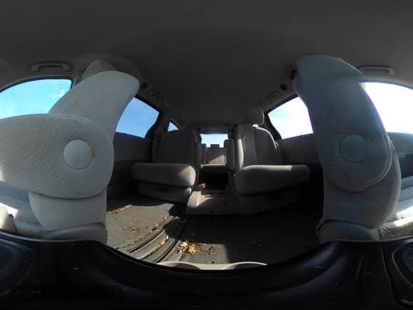 2012 Toyota Sienna with VIN 5TDKA3DC4CS013301, listed as a IAAI auction lot 42955432 with 134,198 mi miles and . Bid and sale history available at DreamBid. Image 18.