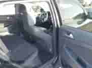 2019 Hyundai Tucson Sport z VIN KM8J33AL9KU878474, wystawiony jako IAAI lot #41568959 z przebiegiem 97 412 mil mil oraz . Historia ofert i sprzedaży dostępna na DreamBid. Obrazek 8.