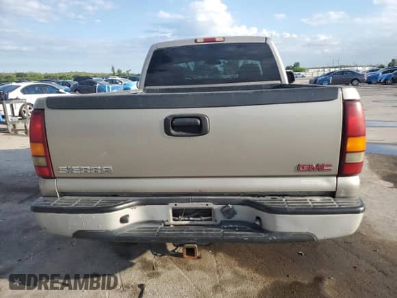 2002 GMC Sierra 1500 z VIN 1GTEC14W02Z254484, wystawiony jako Copart lot #68341995 z przebiegiem 212 814 mil mil oraz Szkoda całkowita • Salvage title. Historia ofert i sprzedaży dostępna na DreamBid. Obrazek 6.