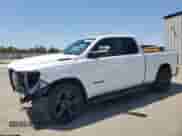 2020 Ram 1500 Big Horn z VIN 1C6RREBT9LN121612, wystawiony jako Copart lot #68733355 z przebiegiem 79 061 mil mil oraz Szkoda całkowita • Salvage title. Historia ofert i sprzedaży dostępna na DreamBid. Obrazek 1.