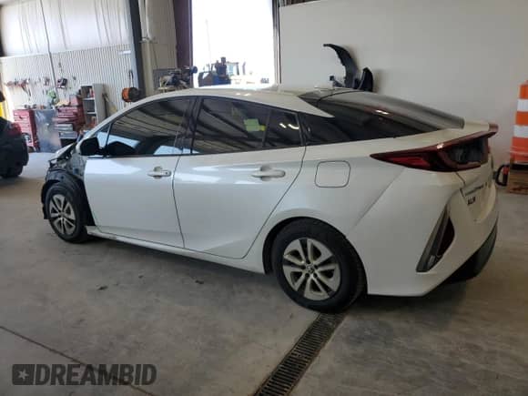 2018 Toyota Prius Plus with VIN JTDKARFP5J3090311, listed as a Copart auction lot 68870305 with 169,191 mi miles and Salvage title. Bid and sale history available at DreamBid. Image 2.