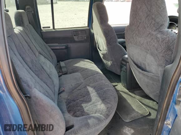 2001 Chevrolet S-10 LS с VIN 1GCDT13W71K161966, выставлен на аукционе Copart как лот 41896275 с пробегом 195 383 миль миль и Списание • Salvage title. История ставок и продаж доступна на DreamBid. Изображение 10.