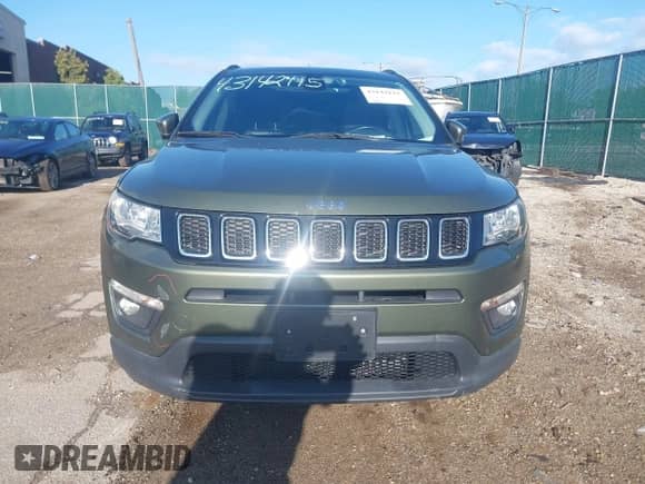2017 Jeep Compass Latitude с VIN 3C4NJDBB0HT672132, выставлен на аукционе IAAI как лот 43142115 с пробегом 102 808 миль миль и . История ставок и продаж доступна на DreamBid. Изображение 13.