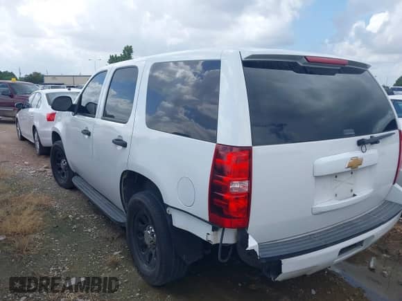 2012 Chevrolet Tahoe Commercial with VIN 1GNLC2E01CR234258, listed as a IAAI auction lot 42971889 with 175,550 mi miles and . Bid and sale history available at DreamBid. Image 3.
