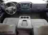 2019 Chevrolet Silverado 1500 Work Truck z VIN 2GCVKNEC7K1115878, wystawiony jako Copart lot #57414535 z przebiegiem 108 769 mil mil oraz Czysty tytuł • Clean title. Historia ofert i sprzedaży dostępna na DreamBid. Obrazek 8.