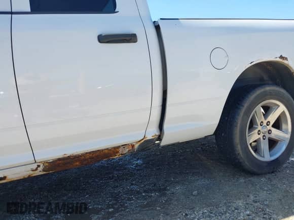 2011 Ram 1500 SLT with VIN 1D7RV1GPXBS673084, listed as a IAAI auction lot 42669001 with 207,542 mi miles and . Bid and sale history available at DreamBid. Image 18.