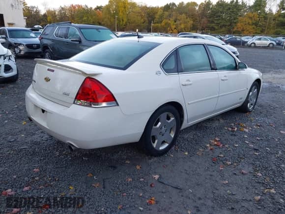 2006 Chevrolet Impala SS с VIN 2G1WD58C369221934, выставлен на аукционе IAAI как лот 43380548 с пробегом 94 121 миль миль и . История ставок и продаж доступна на DreamBid. Изображение 4.