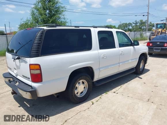 2003 Chevrolet Suburban LS с VIN 3GNEC16ZX3G103393, выставлен на аукционе IAAI как лот 42679046 с пробегом 316 490 миль миль и . История ставок и продаж доступна на DreamBid. Изображение 4.