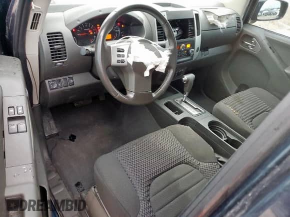 2019 Nissan Frontier SV z VIN 1N6AD0CU8KN880438, wystawiony jako Copart lot #63817975 z przebiegiem 101 337 mil mil oraz Szkoda całkowita • Salvage title. Historia ofert i sprzedaży dostępna na DreamBid. Obrazek 8.