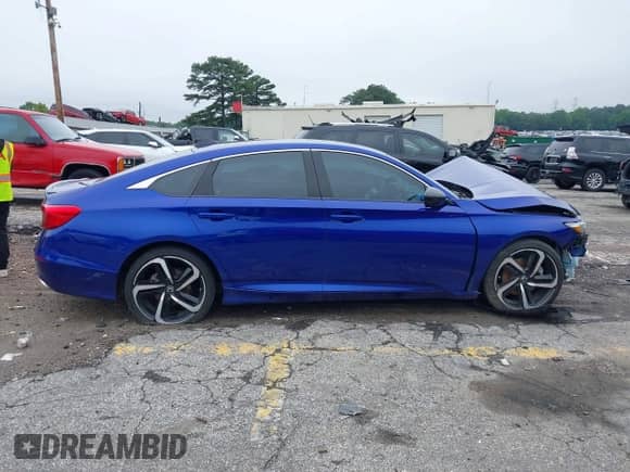 2021 Honda Accord Sport с VIN 1HGCV2F30MA032864, выставлен на аукционе IAAI как лот 42322593 с пробегом Не указан миль и . История ставок и продаж доступна на DreamBid. Изображение 13.
