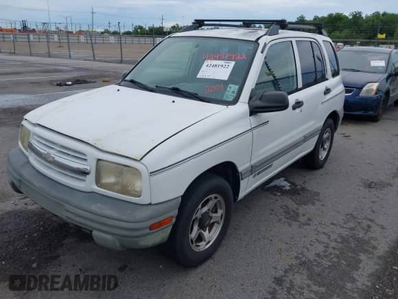 2001 Chevrolet Tracker с VIN 2CNBE13C016903775, выставлен на аукционе IAAI как лот 42481922 с пробегом 148 878 миль миль и . История ставок и продаж доступна на DreamBid. Изображение 2.