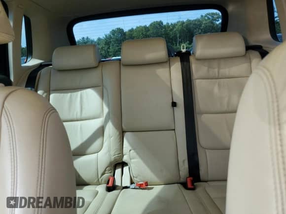 2011 Volkswagen Tiguan S с VIN WVGBV7AX8BW528458, выставлен на аукционе Copart как лот 64525925 с пробегом 147 488 миль миль и Списание • Salvage title. История ставок и продаж доступна на DreamBid. Изображение 10.