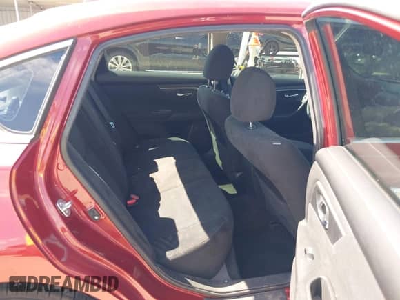 2015 Nissan Altima S z VIN 1N4AL3AP0FN373226, wystawiony jako IAAI lot #42845538 z przebiegiem 96 276 mil mil oraz . Historia ofert i sprzedaży dostępna na DreamBid. Obrazek 8.