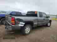 2006 GMC Sierra 1500 SLE2 z VIN 1GTEK19Z76Z130711, wystawiony jako Copart lot #82642185 z przebiegiem Nie podano mil oraz Czysty tytuł • Clean title. Historia ofert i sprzedaży dostępna na DreamBid. Obrazek 3.