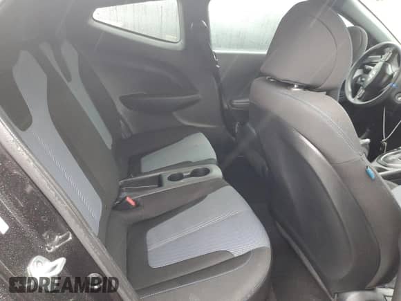 2020 Hyundai Veloster 2.0 z VIN KMHTG6AF4LU022817, wystawiony jako Copart lot #64140082 z przebiegiem 52 130 mil mil oraz . Historia ofert i sprzedaży dostępna na DreamBid. Obrazek 6.